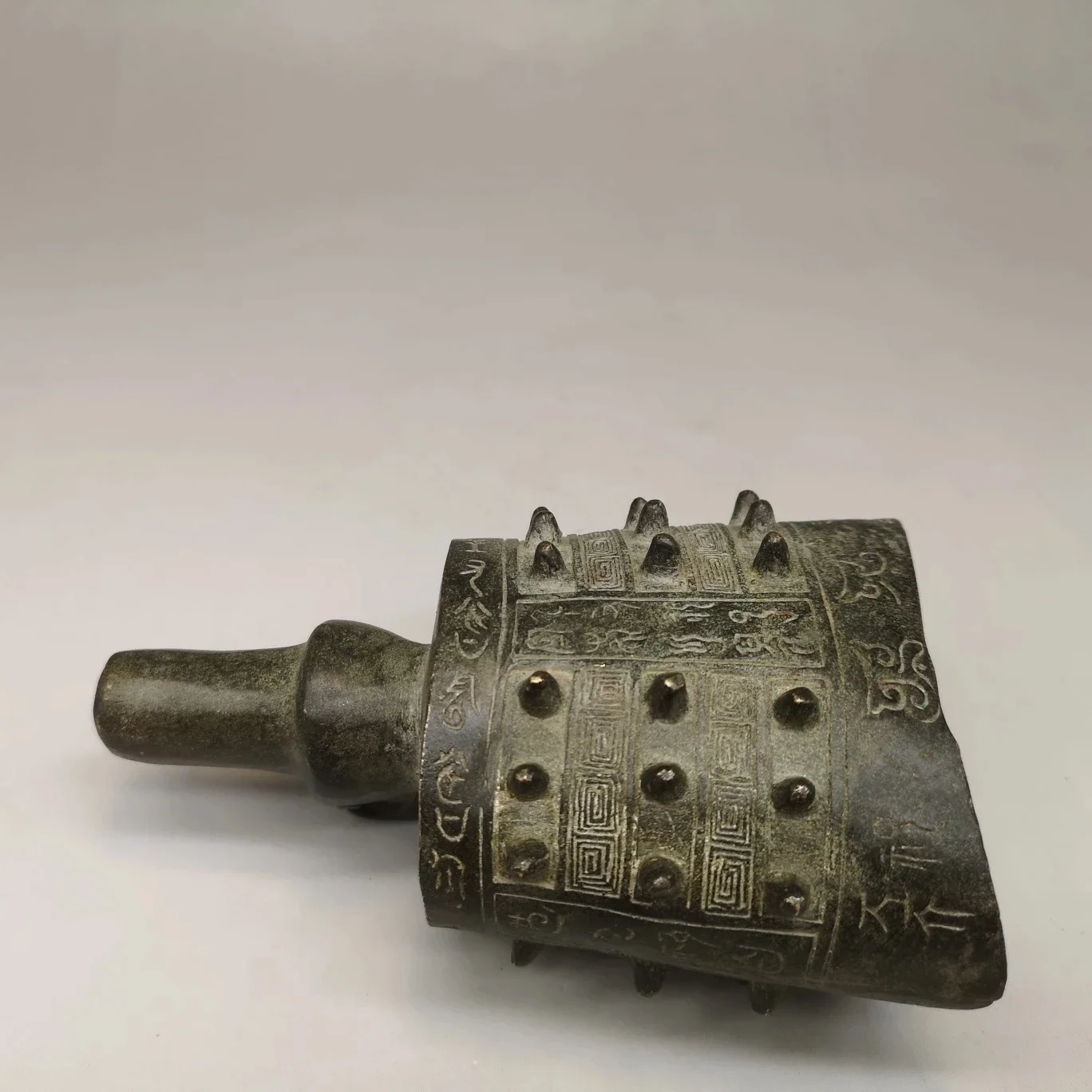 Exquisite Sammlung chinesische – Musical Instrument In Africa Bewertung und Preis